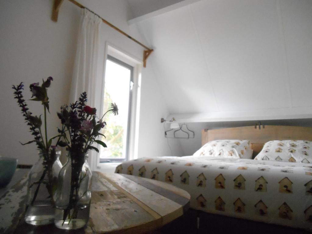 Bij En Boom Bed & Breakfast Drachten Zimmer foto